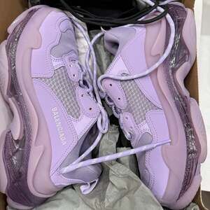 Balenciaga Wmns Triple S Sneaker purple
